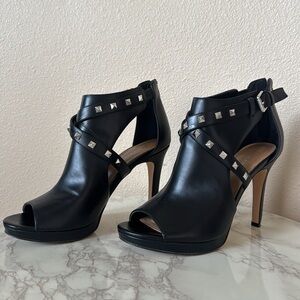 Marc Fisher X Rockers X Rockstar Mahiya